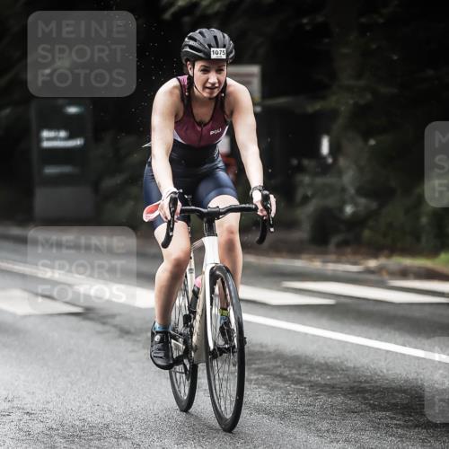 13.09.2026 - Stadtparktriathlon H.Heesch http://msf.ph/oto/10381622 13.09.2026 12:27:45 Radfahren 1007, 1075, 1090, 1102, 1112, 1181 meine-sportfotos.de