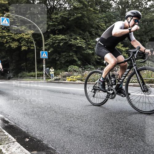 13.09.2026 - Stadtparktriathlon H.Heesch http://msf.ph/oto/10381624 13.09.2026 11:00:54 Radfahren 423, 484, 504, 566, 616 meine-sportfotos.de