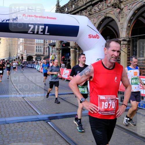 13.09.2026 - 21. swb-Marathon Bremen Tim E. http://msf.ph/oto/10381704 13.09.2026 13:17:49 Ziel 560, 771, 842, 1297, 2008, 2234, 2812, 3148, 3760, 4171, 4498, 4499, 5041, 5550, 6803, 7901, 8100, 8250, 8253, 8446, 8532, 8714, 9075, 9400 meine-sportfotos.de