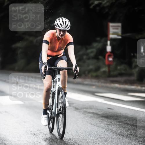 13.09.2026 - Stadtparktriathlon H.Heesch http://msf.ph/oto/10381720 13.09.2026 12:27:59 Radfahren 986, 1020, 1061, 1134, 1148, 1157 meine-sportfotos.de