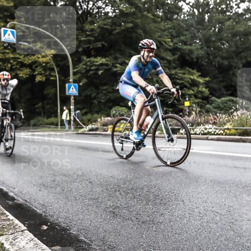 13.09.2026 - Stadtparktriathlon H.Heesch http://msf.ph/oto/10381722 13.09.2026 11:01:37 Radfahren 486, 487, 510, 592, 698, 703 meine-sportfotos.de