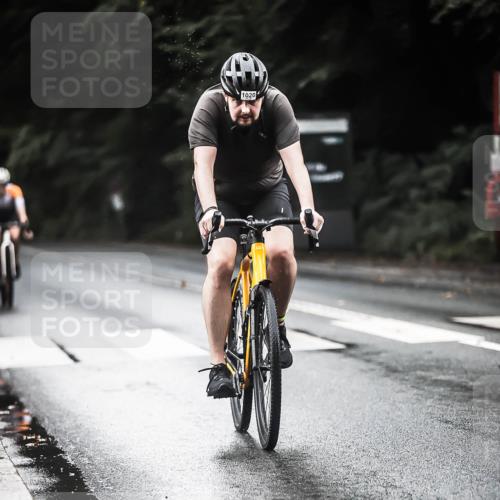 13.09.2026 - Stadtparktriathlon H.Heesch http://msf.ph/oto/10381738 13.09.2026 12:28:00 Radfahren 986, 1020, 1061, 1134, 1148, 1157 meine-sportfotos.de