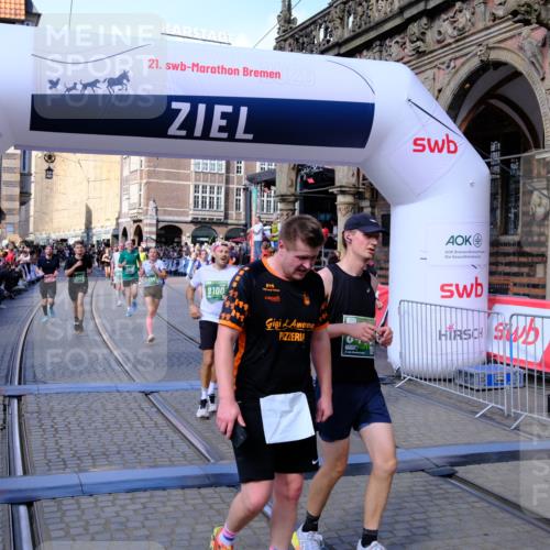 13.09.2026 - 21. swb-Marathon Bremen Tim E. http://msf.ph/oto/10381774 13.09.2026 13:17:54 Ziel 560, 771, 1297, 2008, 2125, 2234, 2812, 3760, 4171, 4498, 4499, 4620, 5041, 5550, 5817, 6803, 7901, 8100, 8250, 8253, 8446, 8532, 8714, 9075, 9400, 9505, 13107 meine-sportfotos.de
