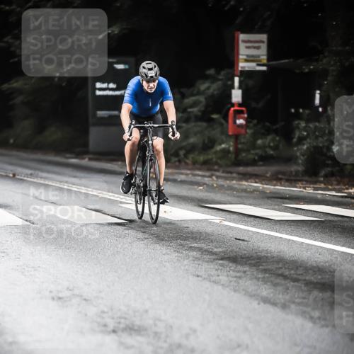 13.09.2026 - Stadtparktriathlon H.Heesch http://msf.ph/oto/10381809 13.09.2026 12:28:10 Radfahren 999, 1056, 1138, 1152 meine-sportfotos.de