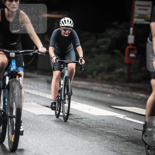 13.09.2026 - Stadtparktriathlon H.Heesch http://msf.ph/oto/10381854 13.09.2026 12:28:19 Radfahren 1004, 1056, 1098, 1113, 1138, 1158 meine-sportfotos.de