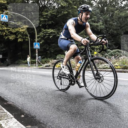 13.09.2026 - Stadtparktriathlon H.Heesch http://msf.ph/oto/10381875 13.09.2026 11:03:22 Radfahren 1799 meine-sportfotos.de