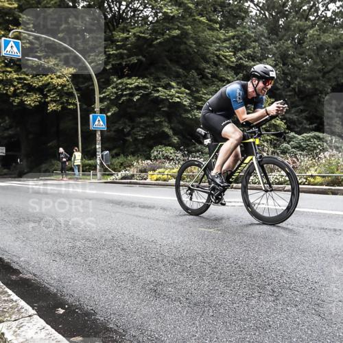 13.09.2026 - Stadtparktriathlon H.Heesch http://msf.ph/oto/10381883 13.09.2026 11:03:36 Radfahren 540, 612, 683 meine-sportfotos.de