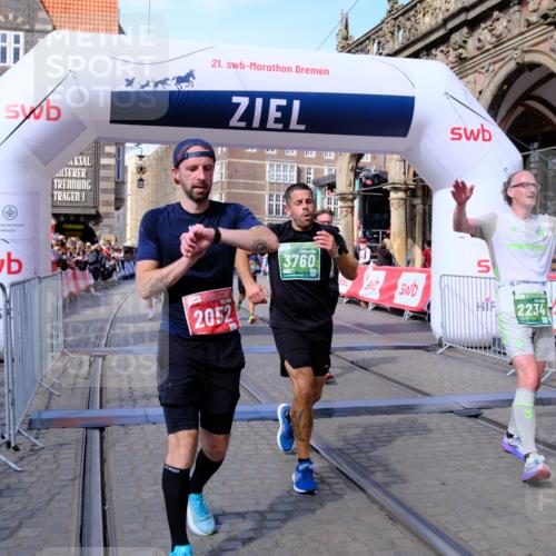 13.09.2026 - 21. swb-Marathon Bremen Tim E. http://msf.ph/oto/10381907 13.09.2026 13:18:01 Ziel 771, 1297, 2008, 2125, 2234, 2812, 3051, 3192, 3760, 4171, 4286, 4374, 4498, 4499, 4620, 5041, 5530, 5550, 5817, 7901, 8100, 8250, 9400, 9505, 13107 meine-sportfotos.de