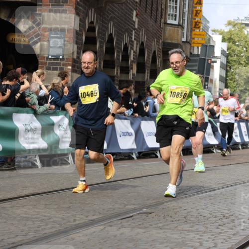 13.09.2026 - 21. swb-Marathon Bremen Strokosch-Dieckow http://msf.ph/oto/10381941 13.09.2026 11:05:09 Ziel 10198, 10283, 10315, 10481, 10729, 10741, 10855, 10856, 10940, 11006, 11133, 11272, 11364, 11366, 11395, 11518, 11592, 11705, 11757, 11939, 12005, 12235, 12420, 12493, 12495, 12498, 12500, 12502, 12563, 10411, 10576, 10697, 10717, 10802, 10995, 11102, 11157, 11218, 11326, 11334, 11616, 12011, 12079, 12080 meine-sportfotos.de