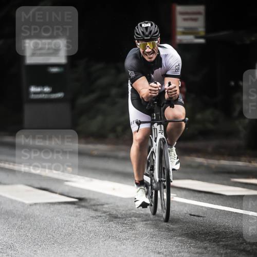 13.09.2026 - Stadtparktriathlon H.Heesch http://msf.ph/oto/10381948 13.09.2026 12:28:36 Radfahren 975, 998, 1087, 1120 meine-sportfotos.de