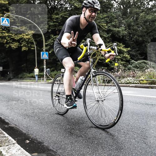 13.09.2026 - Stadtparktriathlon H.Heesch http://msf.ph/oto/10381987 13.09.2026 11:04:30 Radfahren 561 meine-sportfotos.de