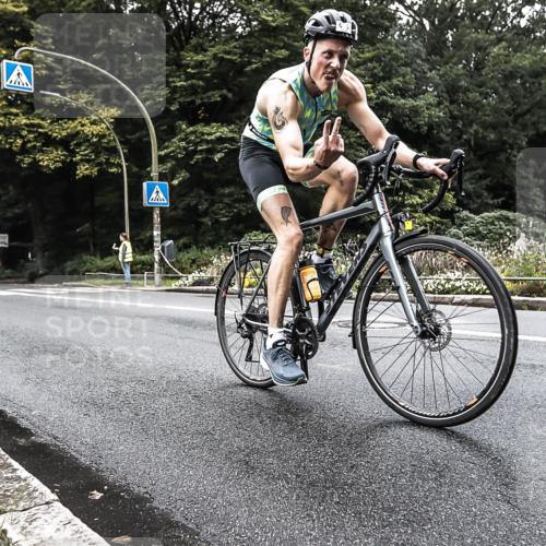 13.09.2026 - Stadtparktriathlon H.Heesch http://msf.ph/oto/10381993 13.09.2026 11:04:37 Radfahren 600, 670 meine-sportfotos.de