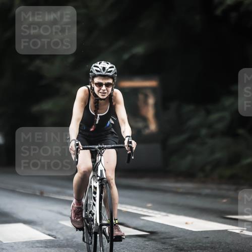 13.09.2026 - Stadtparktriathlon H.Heesch http://msf.ph/oto/10382007 13.09.2026 12:28:48 Radfahren 1015, 1081, 1088 meine-sportfotos.de