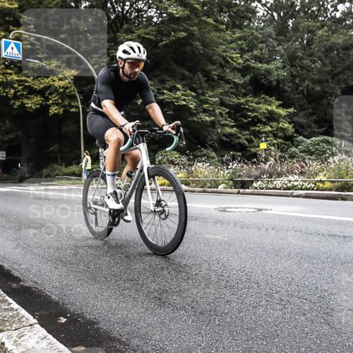 13.09.2026 - Stadtparktriathlon H.Heesch http://msf.ph/oto/10382022 13.09.2026 11:05:11 Radfahren 508, 603, 619, 655 meine-sportfotos.de