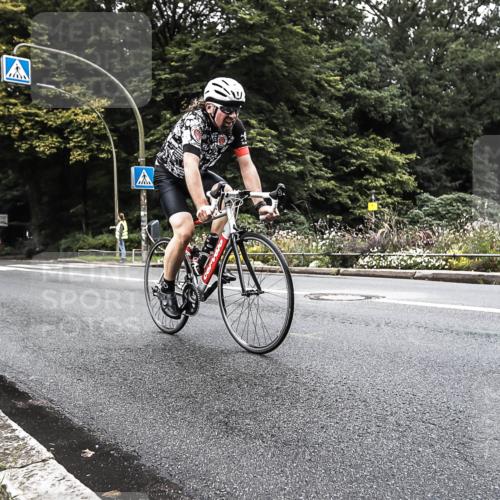 13.09.2026 - Stadtparktriathlon H.Heesch http://msf.ph/oto/10382026 13.09.2026 11:05:12 Radfahren 508, 603, 655 meine-sportfotos.de