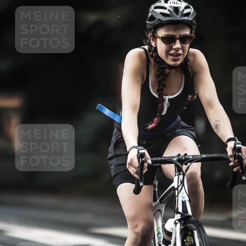 13.09.2026 - Stadtparktriathlon H.Heesch http://msf.ph/oto/10382032 13.09.2026 12:28:49 Radfahren 1015, 1081, 1088 meine-sportfotos.de