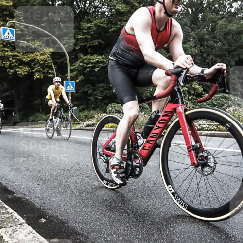 13.09.2026 - Stadtparktriathlon H.Heesch http://msf.ph/oto/10382033 13.09.2026 11:05:19 Radfahren 483, 595, 597, 702 meine-sportfotos.de