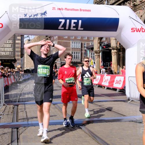 13.09.2026 - 21. swb-Marathon Bremen Tim E. http://msf.ph/oto/10382049 13.09.2026 13:18:06 Ziel 771, 948, 1297, 1797, 2001, 2125, 2234, 2812, 3051, 3192, 3760, 4286, 4374, 4498, 4499, 4620, 5530, 5817, 5935, 8869, 9400, 9505, 9595, 9596, 9837, 13041, 13107 meine-sportfotos.de