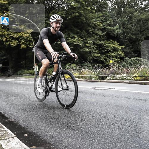 13.09.2026 - Stadtparktriathlon H.Heesch http://msf.ph/oto/10382052 13.09.2026 11:05:21 Radfahren 483, 560, 595, 597, 598, 702 meine-sportfotos.de