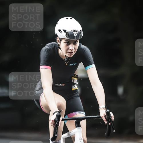 13.09.2026 - Stadtparktriathlon H.Heesch http://msf.ph/oto/10382058 13.09.2026 12:28:51 Radfahren 1015, 1066, 1081, 1088, 1149 meine-sportfotos.de