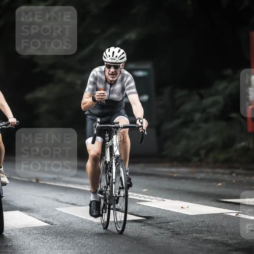 13.09.2026 - Stadtparktriathlon H.Heesch http://msf.ph/oto/10382083 13.09.2026 12:28:56 Radfahren 953, 1006, 1015, 1050, 1066, 1088, 1149 meine-sportfotos.de
