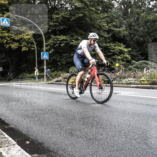 13.09.2026 - Stadtparktriathlon H.Heesch http://msf.ph/oto/10382088 13.09.2026 11:05:31 Radfahren 361, 523, 635, 644 meine-sportfotos.de