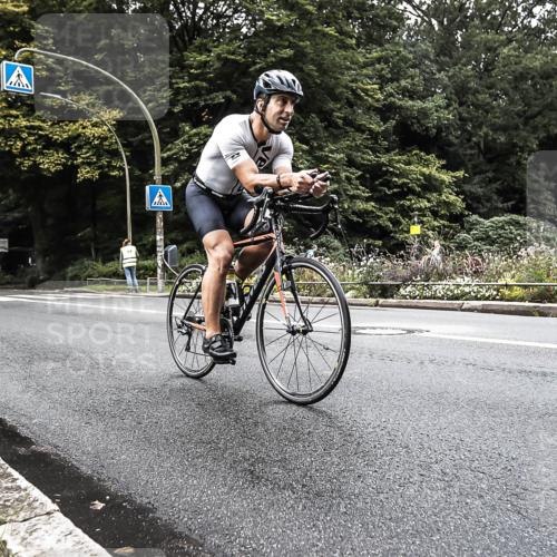13.09.2026 - Stadtparktriathlon H.Heesch http://msf.ph/oto/10382097 13.09.2026 11:05:37 Radfahren 499, 505, 554 meine-sportfotos.de