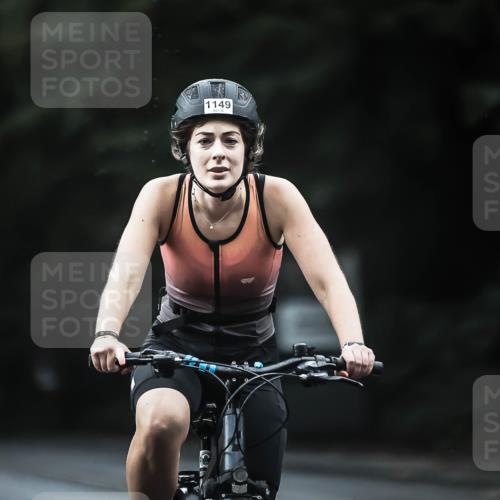 13.09.2026 - Stadtparktriathlon H.Heesch http://msf.ph/oto/10382100 13.09.2026 12:28:57 Radfahren 953, 1006, 1015, 1050, 1066, 1149 meine-sportfotos.de