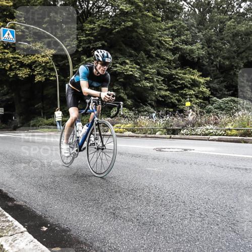 13.09.2026 - Stadtparktriathlon H.Heesch http://msf.ph/oto/10382102 13.09.2026 11:05:38 Radfahren 499, 505, 554 meine-sportfotos.de