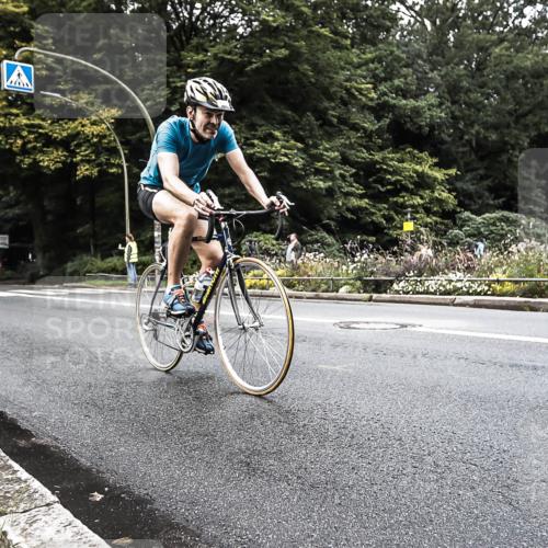 13.09.2026 - Stadtparktriathlon H.Heesch http://msf.ph/oto/10382115 13.09.2026 11:05:44 Radfahren 370, 503, 522, 541, 556 meine-sportfotos.de