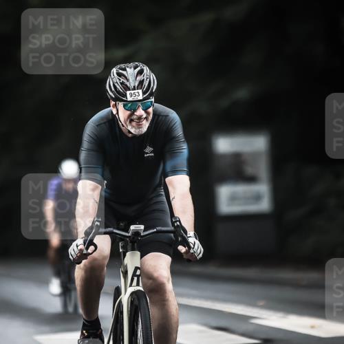 13.09.2026 - Stadtparktriathlon H.Heesch http://msf.ph/oto/10382117 13.09.2026 12:28:59 Radfahren 953, 1006, 1015, 1050, 1066, 1149 meine-sportfotos.de