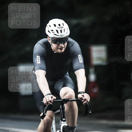 13.09.2026 - Stadtparktriathlon H.Heesch http://msf.ph/oto/10382141 13.09.2026 12:29:01 Radfahren 953, 979, 1006, 1050, 1066, 1149 meine-sportfotos.de