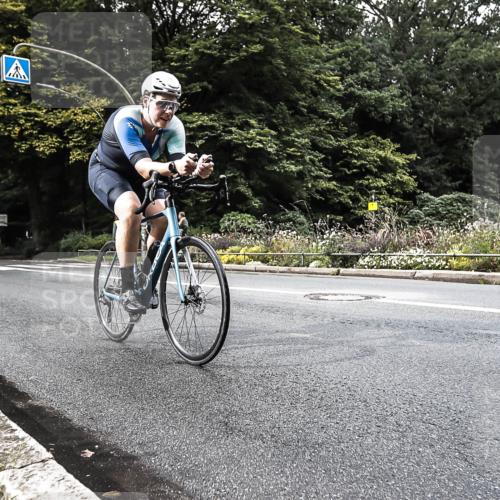 13.09.2026 - Stadtparktriathlon H.Heesch http://msf.ph/oto/10382152 13.09.2026 11:05:55 Radfahren 559, 630, 668, 686 meine-sportfotos.de