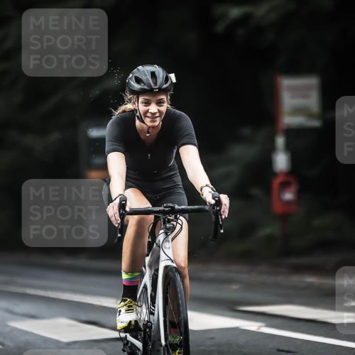 13.09.2026 - Stadtparktriathlon H.Heesch http://msf.ph/oto/10382178 13.09.2026 12:29:10 Radfahren 949, 979, 1072, 1128, 1242 meine-sportfotos.de