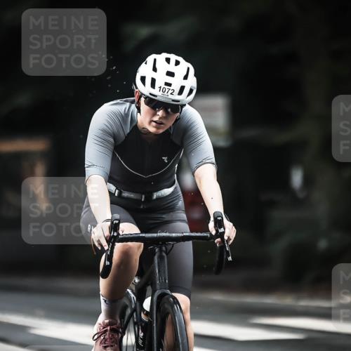 13.09.2026 - Stadtparktriathlon H.Heesch http://msf.ph/oto/10382202 13.09.2026 12:29:12 Radfahren 949, 957, 979, 1072, 1128, 1242 meine-sportfotos.de