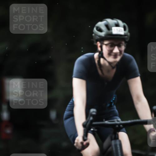 13.09.2026 - Stadtparktriathlon H.Heesch http://msf.ph/oto/10382224 13.09.2026 12:29:14 Radfahren 949, 957, 1072, 1128, 1242 meine-sportfotos.de