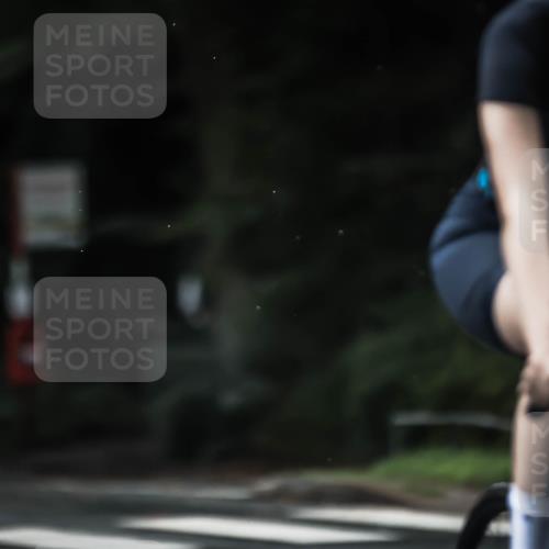 13.09.2026 - Stadtparktriathlon H.Heesch http://msf.ph/oto/10382226 13.09.2026 12:29:14 Radfahren 949, 957, 1072, 1128, 1242 meine-sportfotos.de