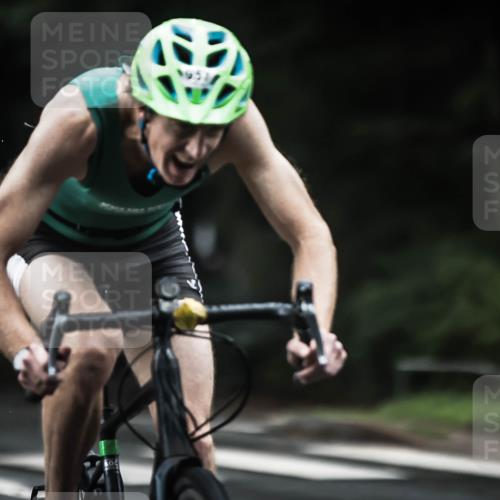13.09.2026 - Stadtparktriathlon H.Heesch http://msf.ph/oto/10382240 13.09.2026 12:29:19 Radfahren 957, 1035, 1076, 1123, 1128 meine-sportfotos.de