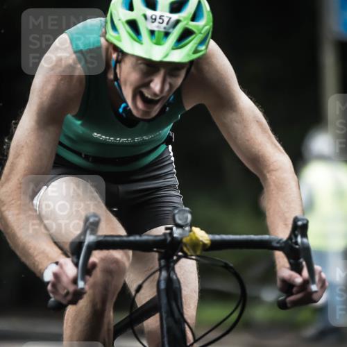 13.09.2026 - Stadtparktriathlon H.Heesch http://msf.ph/oto/10382245 13.09.2026 12:29:20 Radfahren 957, 960, 1035, 1076, 1123 meine-sportfotos.de