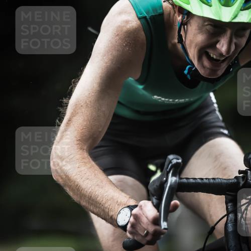 13.09.2026 - Stadtparktriathlon H.Heesch http://msf.ph/oto/10382250 13.09.2026 12:29:20 Radfahren 957, 960, 1035, 1076, 1123 meine-sportfotos.de