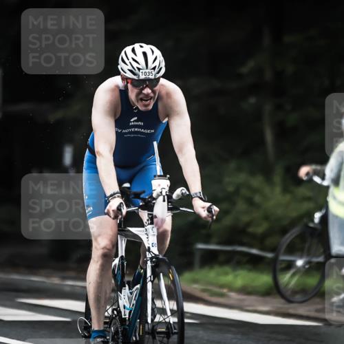 13.09.2026 - Stadtparktriathlon H.Heesch http://msf.ph/oto/10382284 13.09.2026 12:29:24 Radfahren 950, 957, 960, 1035, 1076, 1108, 1123, 1164 meine-sportfotos.de