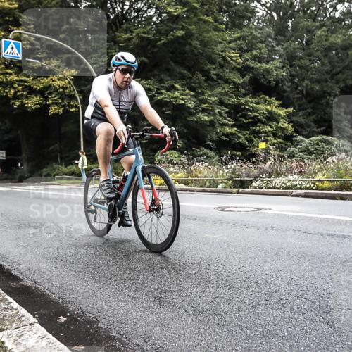 13.09.2026 - Stadtparktriathlon H.Heesch http://msf.ph/oto/10382306 13.09.2026 11:07:26 Radfahren 518, 530, 575, 678, 699 meine-sportfotos.de