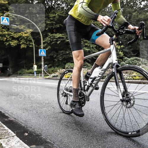 13.09.2026 - Stadtparktriathlon H.Heesch http://msf.ph/oto/10382314 13.09.2026 11:07:28 Radfahren 518, 530, 533, 575, 678 meine-sportfotos.de