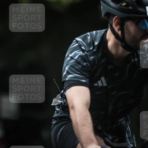 13.09.2026 - Stadtparktriathlon H.Heesch http://msf.ph/oto/10382355 13.09.2026 12:29:30 Radfahren 950, 960, 966, 1009, 1055, 1108, 1123, 1164 meine-sportfotos.de