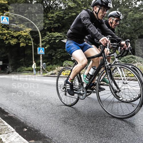 13.09.2026 - Stadtparktriathlon H.Heesch http://msf.ph/oto/10382357 13.09.2026 11:08:00 Radfahren 481, 482 meine-sportfotos.de