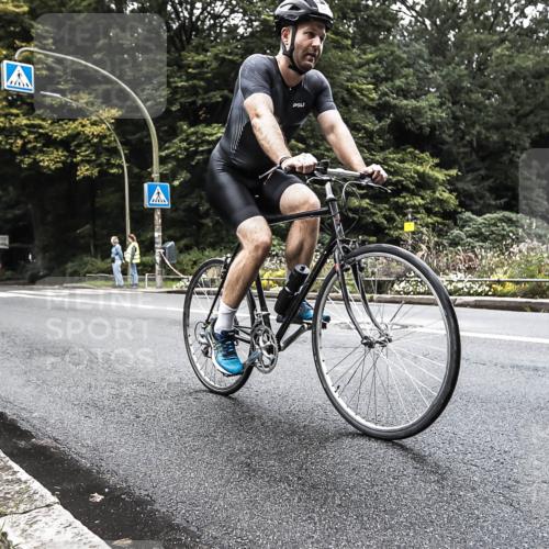 13.09.2026 - Stadtparktriathlon H.Heesch http://msf.ph/oto/10382406 13.09.2026 11:08:28 Radfahren 569, 579, 626, 662, 663 meine-sportfotos.de