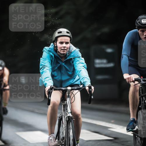 13.09.2026 - Stadtparktriathlon H.Heesch http://msf.ph/oto/10382414 13.09.2026 12:29:37 Radfahren 959, 966, 1009, 1055, 1091, 1101, 1121 meine-sportfotos.de