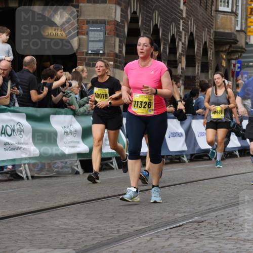 13.09.2026 - 21. swb-Marathon Bremen Strokosch-Dieckow http://msf.ph/oto/10382421 13.09.2026 11:05:22 Ziel 10370, 10465, 10718, 10729, 10741, 10800, 10850, 10855, 10975, 11105, 11133, 11272, 11281, 11518, 11584, 11722, 11900, 11939, 12002, 12064, 12099, 12235, 12335, 12420, 12522, 10186, 10259, 10260, 10432, 10864, 11146, 11314, 11387, 11394, 11520, 11521, 11571, 11572, 11724, 11791, 11892, 11947, 12055, 12251, 12273, 12330, 12362 meine-sportfotos.de