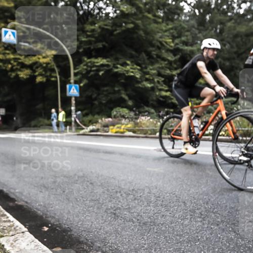 13.09.2026 - Stadtparktriathlon H.Heesch http://msf.ph/oto/10382428 13.09.2026 11:08:31 Radfahren 569, 579, 662, 663 meine-sportfotos.de