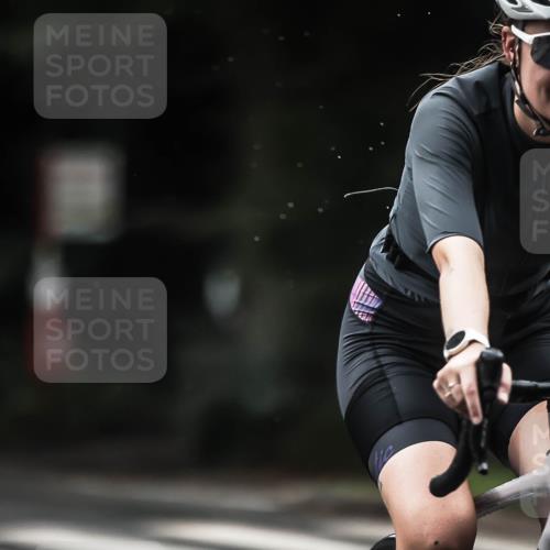 13.09.2026 - Stadtparktriathlon H.Heesch http://msf.ph/oto/10382473 13.09.2026 12:29:41 Radfahren 959, 1055, 1057, 1091, 1101, 1105, 1121 meine-sportfotos.de